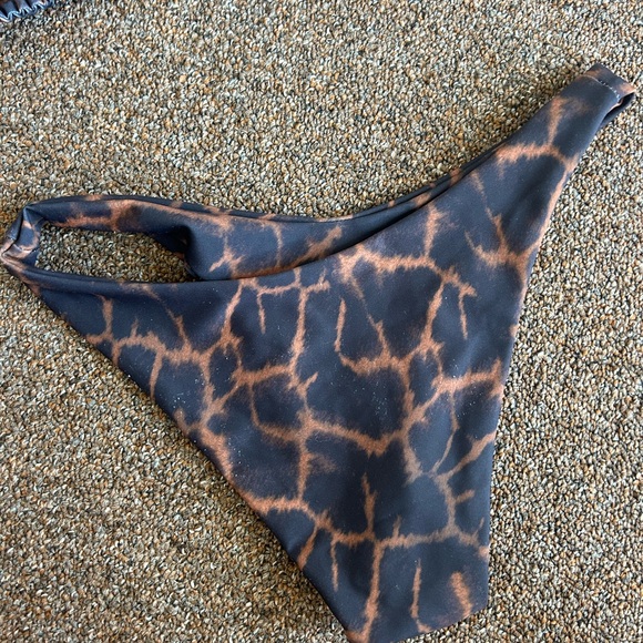 Skatie Rafa bikini - Picture 2 of 2